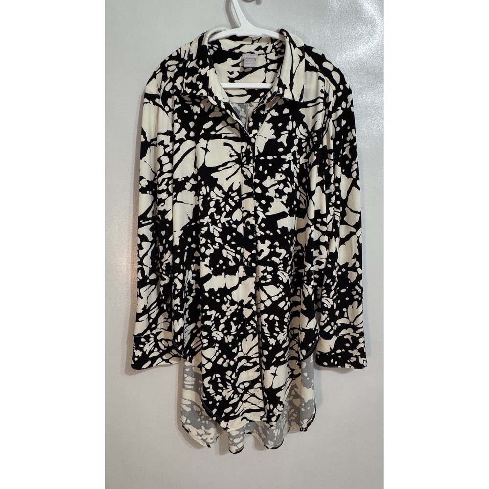 CHICO'S Size 3 16/18 Black White Knit Abstract Print Button Long Tunic Top